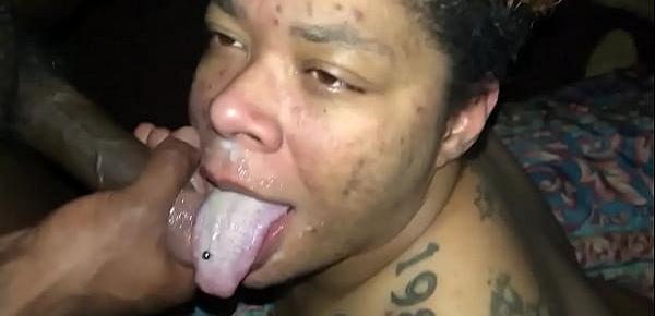  Cumplay with long tongue and tongue ring
